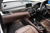 BMW X1 Xdrive18d Xﾗｲﾝ 中期 4WD ﾊｲﾗｲﾝ&ｺﾝﾌｫｰﾄP ｱﾄﾞﾊﾞﾝｽﾄﾞｱｸﾃｨﾌﾞｾｰﾌﾃｨP 追従ACC HUD ﾋｰﾀｰ付電動ﾓｶﾚｻﾞｰ LEDﾍｯﾄﾞﾗｲﾄ 衝突軽減ﾌﾞﾚｰｷ 車線逸脱&歩行者警告 ﾀｯﾁﾊﾟﾈﾙiﾄﾞﾗｲﾌﾞﾅﾋﾞBｶﾒﾗ ﾌﾙｾｸﾞTV Pｱｼｽﾄ 前後PDC 電動ﾄﾗﾝｸ  ｽﾏｰﾄｷｰ 2年保証