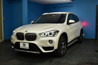 BMW X1 Xdrive18d Xﾗｲﾝ 中期 4WD ﾊｲﾗｲﾝ&ｺﾝﾌｫｰﾄP ｱﾄﾞﾊﾞﾝｽﾄﾞｱｸﾃｨﾌﾞｾｰﾌﾃｨP 追従ACC HUD ﾋｰﾀｰ付電動ﾓｶﾚｻﾞｰ LEDﾍｯﾄﾞﾗｲﾄ 衝突軽減ﾌﾞﾚｰｷ 車線逸脱&歩行者警告 ﾀｯﾁﾊﾟﾈﾙiﾄﾞﾗｲﾌﾞﾅﾋﾞBｶﾒﾗ ﾌﾙｾｸﾞTV Pｱｼｽﾄ 前後PDC 電動ﾄﾗﾝｸ  ｽﾏｰﾄｷｰ 2年保証