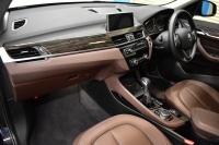 BMW X1 Xdrive20i Xﾗｲﾝ  ﾊｲﾗｲﾝ 4WD 1ｵｰﾅｰ  ｱﾄﾞﾊﾞﾝｽﾄﾞｱｸﾃｨﾌﾞｾｰﾌﾃｨP 追従ACC HUD ﾋｰﾀｰ付ﾓｶﾚｻﾞｰ ﾀｯﾁﾊﾟｯﾄﾞﾅﾋﾞBｶﾒﾗ Pｱｼｽﾄ前後PDC LEDﾍｯﾄﾞﾗｲﾄ 衝突軽減 車線逸脱&歩行者警告 電動Rｹﾞｰﾄ ｳｯﾄﾞｲﾝﾃﾘｱ ﾄﾞﾗﾊﾟﾌｫ 2年保証