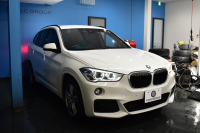 BMW X1 Xdrive20i Mｽﾎﾟｰﾂ 4WD 中期ﾓﾃﾞﾙ  ｱﾄﾞﾊﾞﾝｽﾄﾞｱｸﾃｨﾌﾞｾｰﾌﾃｨP 追従ACC HUD ﾋｰﾀｰ付電動黒革 ﾌﾙｾｸﾞTV ﾀｯﾁﾊﾟﾈﾙﾅﾋﾞBｶﾒﾗ Pｱｼｽﾄ前後PDC LEDﾍｯﾄﾞﾗｲﾄ 衝突軽減 車線逸脱&歩行者警告 電動Rｹﾞｰﾄ ﾄﾞﾗﾊﾟﾌｫ 2年保証