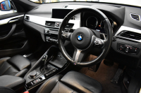 BMW X1 Xdrive20i Mｽﾎﾟｰﾂ 4WD 中期ﾓﾃﾞﾙ  ｱﾄﾞﾊﾞﾝｽﾄﾞｱｸﾃｨﾌﾞｾｰﾌﾃｨP 追従ACC HUD ﾋｰﾀｰ付電動黒革 ﾌﾙｾｸﾞTV ﾀｯﾁﾊﾟﾈﾙﾅﾋﾞBｶﾒﾗ Pｱｼｽﾄ前後PDC LEDﾍｯﾄﾞﾗｲﾄ 衝突軽減 車線逸脱&歩行者警告 電動Rｹﾞｰﾄ ﾄﾞﾗﾊﾟﾌｫ 2年保証
