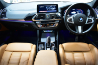 BMW X3 M40i 全席ﾋｰﾀｰ付ｺﾆｬｯｸ革専用形状Mｽﾎﾟｰﾂｼｰﾄ ﾌｧｽﾄﾄﾗｯｸ&ｾﾚｸﾄP 387馬力 ﾊﾟﾉﾗﾏｻﾝﾙｰﾌ ﾗｲﾌﾞｺｸﾋﾟｯﾄ ﾊｰﾏﾝｶｰﾄﾞﾝ 可変Mｻｽ Mｼｰﾄﾍﾞﾙﾄ 専用21AW HUD 追従ACC ｼﾞｪｽﾁｬｰｺﾝﾄﾛｰﾙ付ﾀｯﾁ画面ﾅﾋﾞTV 360度ｶﾒﾗ LEDﾍｯﾄﾞﾗｲﾄ