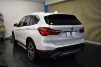 BMW X1 Xdrive20i Xﾗｲﾝ 4WD 1ｵｰﾅｰ  ｱﾄﾞﾊﾞﾝｽﾄﾞｱｸﾃｨﾌﾞｾｰﾌﾃｨP 追従ACC HUD ﾋｰﾀｰ付茶革 ﾀｯﾁﾊﾟｯﾄﾞﾅﾋﾞBｶﾒﾗ Pｱｼｽﾄ前後PDC LEDﾍｯﾄﾞﾗｲﾄ 衝突軽減 車線逸脱&歩行者警告 電動Rｹﾞｰﾄ ｳｯﾄﾞｲﾝﾃﾘｱ ﾄﾞﾗﾊﾟﾌｫ 19AW 2年保証