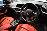 BMW 1シリーズ M135i xDrive 4WD ﾌﾟﾗｽ&ｽﾄﾚｰｼﾞ&ﾅﾋﾞｹﾞｰｼｮﾝP ﾋｰﾀｰ付ﾏｸﾞﾏﾚｯﾄﾞﾀﾞｺﾀﾚｻﾞｰ ｱﾀﾞﾌﾟﾃｨﾌﾞｻｽ Mｽﾎﾟｰﾂｼｰﾄ Mｽﾎﾟｰﾂﾌﾞﾚｰｷ Mｼｰﾄﾍﾞﾙﾄ 追従ACC Pｱｼｽﾄ ﾗｲﾌﾞｺｯｸﾋﾟｯﾄ ﾀｯﾁﾊﾟﾈﾙﾅﾋﾞ ｱｯﾌﾟﾙｶｰﾌﾟﾚｲ LEDﾍｯﾄﾞﾗｲﾄ 2年保証