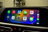 BMW 3シリーズ 320i Mｽﾎﾟｰﾂ ｺﾝﾌｫｰﾄP HUD ｼﾞｪｽﾁｬｰｺﾝﾄﾛｰﾙ付ﾀｯﾁﾊﾟﾈﾙﾅﾋﾞ ﾊﾟｰｷﾝｸﾞｱｼｽﾄﾌﾟﾗｽ 追従ACC LEDﾍｯﾄﾞﾗｲﾄ ｼｰﾄﾋｰﾀｰ 3Dﾋﾞｭｰ全周囲ｶﾒﾗ ｱｯﾌﾟﾙｶｰﾌﾟﾚｲ 側面衝突&車線変更&逸脱&歩行者警告 液晶ﾒｰﾀｰ 後退ｱｼｽﾄ ｱｸﾃｨﾌﾞPDC緊急ﾌﾞﾚｰｷ  2年保証