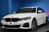 BMW 3シリーズ 320i Mｽﾎﾟｰﾂ ｺﾝﾌｫｰﾄP HUD ｼﾞｪｽﾁｬｰｺﾝﾄﾛｰﾙ付ﾀｯﾁﾊﾟﾈﾙﾅﾋﾞ ﾊﾟｰｷﾝｸﾞｱｼｽﾄﾌﾟﾗｽ 追従ACC LEDﾍｯﾄﾞﾗｲﾄ ｼｰﾄﾋｰﾀｰ 3Dﾋﾞｭｰ全周囲ｶﾒﾗ ｱｯﾌﾟﾙｶｰﾌﾟﾚｲ 側面衝突&車線変更&逸脱&歩行者警告 液晶ﾒｰﾀｰ 後退ｱｼｽﾄ ｱｸﾃｨﾌﾞPDC緊急ﾌﾞﾚｰｷ  2年保証