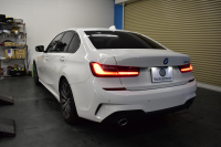 BMW 3シリーズ 320i Mｽﾎﾟｰﾂ ｺﾝﾌｫｰﾄP HUD ｼﾞｪｽﾁｬｰｺﾝﾄﾛｰﾙ付ﾀｯﾁﾊﾟﾈﾙﾅﾋﾞ ﾊﾟｰｷﾝｸﾞｱｼｽﾄﾌﾟﾗｽ 追従ACC LEDﾍｯﾄﾞﾗｲﾄ ｼｰﾄﾋｰﾀｰ 3Dﾋﾞｭｰ全周囲ｶﾒﾗ ｱｯﾌﾟﾙｶｰﾌﾟﾚｲ 側面衝突&車線変更&逸脱&歩行者警告 液晶ﾒｰﾀｰ 後退ｱｼｽﾄ ｱｸﾃｨﾌﾞPDC緊急ﾌﾞﾚｰｷ  2年保証