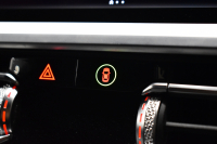 BMW 3シリーズ 320i Mｽﾎﾟｰﾂ ｺﾝﾌｫｰﾄP ｵﾌﾟｼｮﾝHUD 全周囲ｶﾒﾗ3Dﾋﾞｭｰ ﾜｲﾔﾚｽ充電 電動ﾄﾗﾝｸ ﾋｰﾀｰ付ｱﾙｶﾝﾀｰﾗｺﾝﾋﾞ ﾀｯﾁﾊﾟﾈﾙﾅﾋﾞ ｱｯﾌﾟﾙｶｰﾌﾟﾚｲ 追従ACC LEDﾍｯﾄﾞﾗｲﾄ 側面衝突&車線変更&逸脱&歩行者警告 液晶ﾒｰﾀｰ 後退ｱｼｽﾄ Pｱｼｽﾄ 2年保証