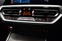 BMW 3シリーズ 320i Mｽﾎﾟｰﾂ ｺﾝﾌｫｰﾄP ｵﾌﾟｼｮﾝHUD 全周囲ｶﾒﾗ3Dﾋﾞｭｰ ﾜｲﾔﾚｽ充電 電動ﾄﾗﾝｸ ﾋｰﾀｰ付ｱﾙｶﾝﾀｰﾗｺﾝﾋﾞ ﾀｯﾁﾊﾟﾈﾙﾅﾋﾞ ｱｯﾌﾟﾙｶｰﾌﾟﾚｲ 追従ACC LEDﾍｯﾄﾞﾗｲﾄ 側面衝突&車線変更&逸脱&歩行者警告 液晶ﾒｰﾀｰ 後退ｱｼｽﾄ Pｱｼｽﾄ 2年保証