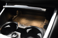 BMW 3シリーズ 320i Mｽﾎﾟｰﾂ ｺﾝﾌｫｰﾄP ｵﾌﾟｼｮﾝHUD 全周囲ｶﾒﾗ3Dﾋﾞｭｰ ﾜｲﾔﾚｽ充電 電動ﾄﾗﾝｸ ﾋｰﾀｰ付ｱﾙｶﾝﾀｰﾗｺﾝﾋﾞ ﾀｯﾁﾊﾟﾈﾙﾅﾋﾞ ｱｯﾌﾟﾙｶｰﾌﾟﾚｲ 追従ACC LEDﾍｯﾄﾞﾗｲﾄ 側面衝突&車線変更&逸脱&歩行者警告 液晶ﾒｰﾀｰ 後退ｱｼｽﾄ Pｱｼｽﾄ 2年保証