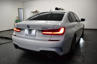 BMW 3シリーズ 320i Mｽﾎﾟｰﾂ ｺﾝﾌｫｰﾄP ｵﾌﾟｼｮﾝHUD 全周囲ｶﾒﾗ3Dﾋﾞｭｰ ﾜｲﾔﾚｽ充電 電動ﾄﾗﾝｸ ﾋｰﾀｰ付ｱﾙｶﾝﾀｰﾗｺﾝﾋﾞ ﾀｯﾁﾊﾟﾈﾙﾅﾋﾞ ｱｯﾌﾟﾙｶｰﾌﾟﾚｲ 追従ACC LEDﾍｯﾄﾞﾗｲﾄ 側面衝突&車線変更&逸脱&歩行者警告 液晶ﾒｰﾀｰ 後退ｱｼｽﾄ Pｱｼｽﾄ 2年保証