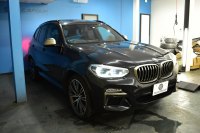 BMW X3 M40d ｾﾚｸﾄﾊﾟｯｹｰｼﾞ ﾊｲﾗｲﾝ 326馬力 ﾊﾟﾉﾗﾏｻﾝﾙｰﾌ 全席ﾋｰﾀｰ付黒革 ﾊｰﾏﾝｶｰﾄﾞﾝ ｵﾌﾟｼｮﾝ21AW 追従ACC HUD ｽﾃｱﾘﾝｸﾞｻﾎﾟｰﾄ ﾀｯﾁﾊﾟﾈﾙﾅﾋﾞTV 360度ｶﾒﾗ3Dﾋﾞｭｰ LEDﾍｯﾄﾞﾗｲﾄ 電動ﾄﾗﾝｸ ﾜｲﾔﾚｽ充電 液晶ﾒｰﾀｰ 2年保証