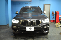 BMW X3 M40d ｾﾚｸﾄﾊﾟｯｹｰｼﾞ ﾊｲﾗｲﾝ 326馬力 ﾊﾟﾉﾗﾏｻﾝﾙｰﾌ 全席ﾋｰﾀｰ付黒革 ﾊｰﾏﾝｶｰﾄﾞﾝ ｵﾌﾟｼｮﾝ21AW 追従ACC HUD ｽﾃｱﾘﾝｸﾞｻﾎﾟｰﾄ ﾀｯﾁﾊﾟﾈﾙﾅﾋﾞTV 360度ｶﾒﾗ3Dﾋﾞｭｰ LEDﾍｯﾄﾞﾗｲﾄ 電動ﾄﾗﾝｸ ﾜｲﾔﾚｽ充電 液晶ﾒｰﾀｰ 2年保証