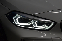 BMW 1シリーズ M135i xDrive ﾌﾙﾀｲﾑ4WD TV ｺﾝﾌｫｰﾄ&ﾅﾋﾞｹﾞｰｼｮﾝ&ｽﾄﾚｰｼﾞP Mｽﾎﾟｰﾂｼｰﾄ Mｽﾎﾟｰﾂﾌﾞﾚｰｷ 可変ｻｽ 追従ACC BMWﾗｲﾌﾞｺｯｸﾋﾟｯﾄ ﾋｰﾀｰ付ｱﾙｶﾝﾀｰﾗｽﾎﾟｰﾂｼｰﾄ ﾀｯﾁﾊﾟﾈﾙﾅﾋﾞ ｱｯﾌﾟﾙｶｰﾌﾟﾚｲ ﾍｷｻｺﾞﾅﾙLEDﾍｯﾄﾞﾗｲﾄ 電動Rｹﾞｰﾄ 2年保証