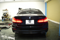 BMW 5シリーズ 530i Mｽﾎﾟｰﾂ G30型 型式変更後ﾓﾃﾞﾙ全面液晶ﾒｰﾀｰﾊﾟﾈﾙ   高出力 ｻﾝﾙｰﾌ ﾊｲﾗｲﾝP 全席ﾋｰﾀｰｱｲﾎﾞﾘｰ革 LEDﾍｯﾄﾞﾗｲﾄ 追従ACC HUD ﾊｰﾏﾝｶｰﾄﾞﾝ 車線変更&逸脱警告 衝突軽減B ﾀｯﾁﾊﾟﾈﾙ対応iﾄﾞﾗｲﾌﾞHDDﾅﾋﾞﾌﾙｾｸﾞ 3Dﾋﾞｭｰ Bｶﾒﾗ 電動ﾄﾗﾝｸ 2年保証