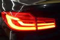 BMW 5シリーズ 530i Mｽﾎﾟｰﾂ G30型 型式変更後ﾓﾃﾞﾙ全面液晶ﾒｰﾀｰﾊﾟﾈﾙ   高出力 ｻﾝﾙｰﾌ ﾊｲﾗｲﾝP 全席ﾋｰﾀｰｱｲﾎﾞﾘｰ革 LEDﾍｯﾄﾞﾗｲﾄ 追従ACC HUD ﾊｰﾏﾝｶｰﾄﾞﾝ 車線変更&逸脱警告 衝突軽減B ﾀｯﾁﾊﾟﾈﾙ対応iﾄﾞﾗｲﾌﾞHDDﾅﾋﾞﾌﾙｾｸﾞ 3Dﾋﾞｭｰ Bｶﾒﾗ 電動ﾄﾗﾝｸ 2年保証